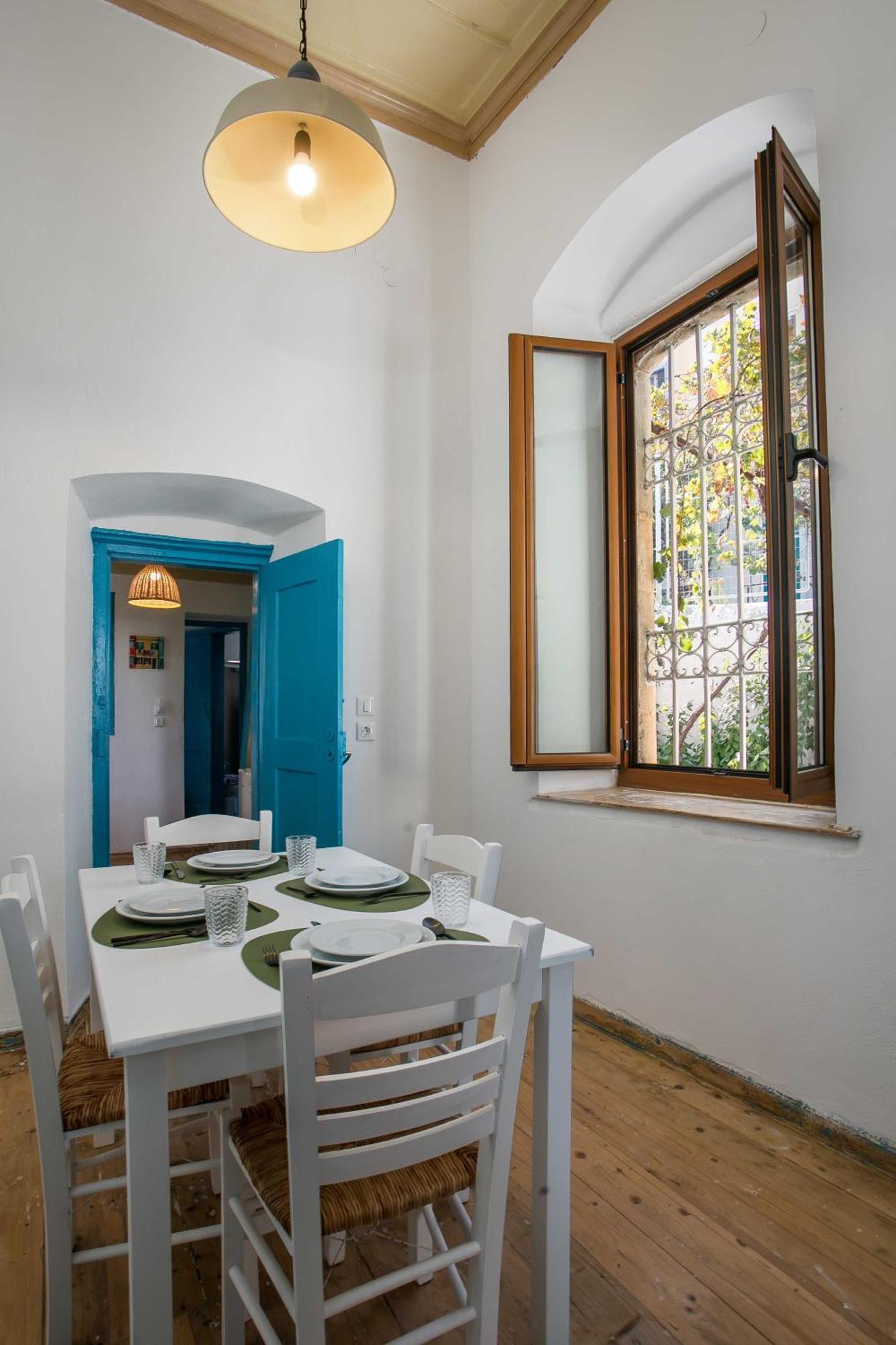 Serena Traditional Holiday home *